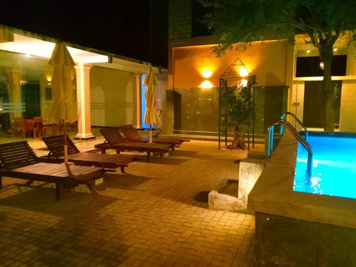 Royal Nest Bed & Breakfast Polonnaruwa Exterior foto
