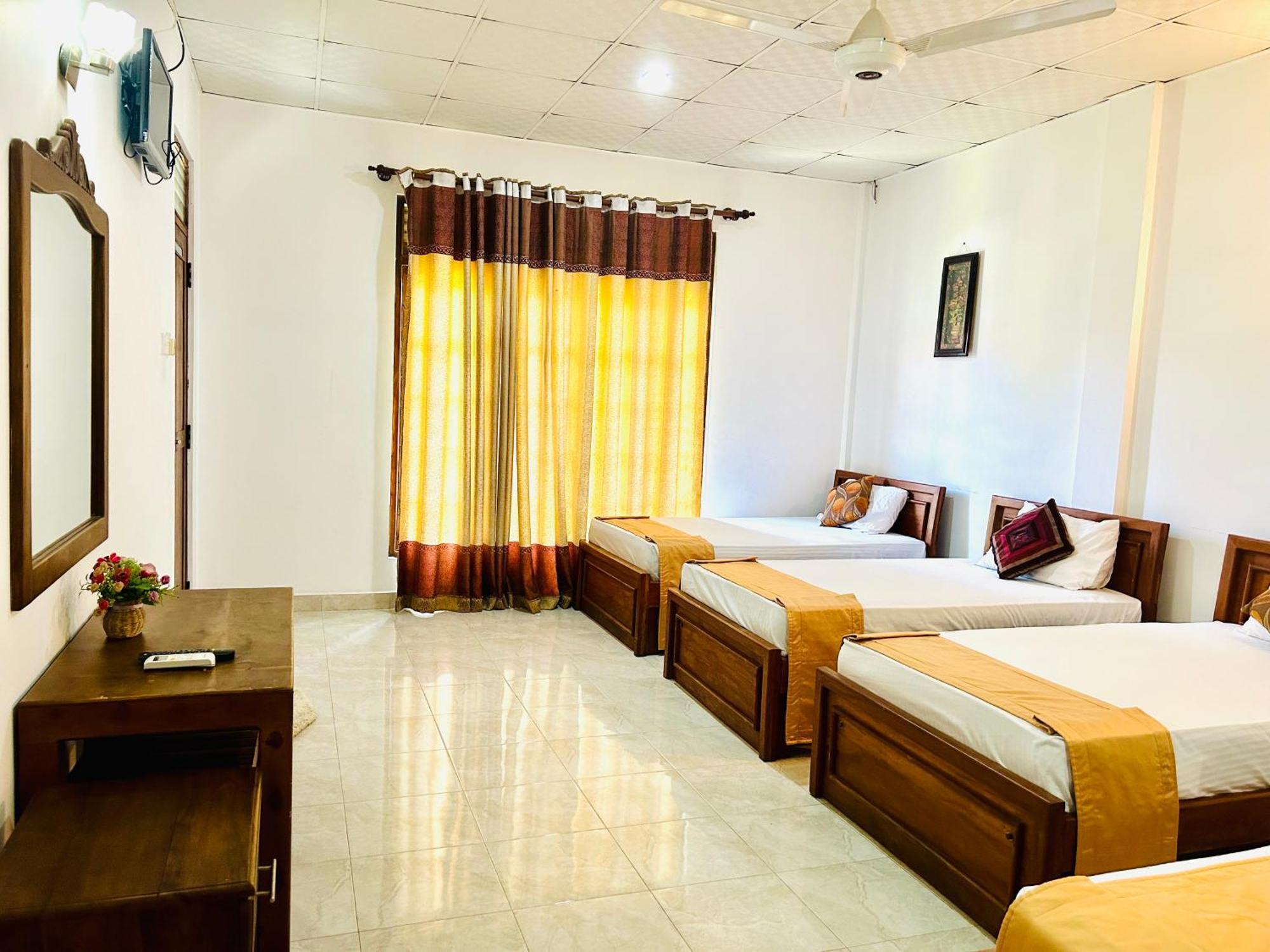 Royal Nest Bed & Breakfast Polonnaruwa Exterior foto